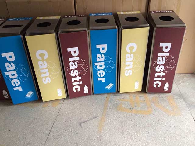 不銹鋼四分類(lèi)環(huán)保垃圾桶