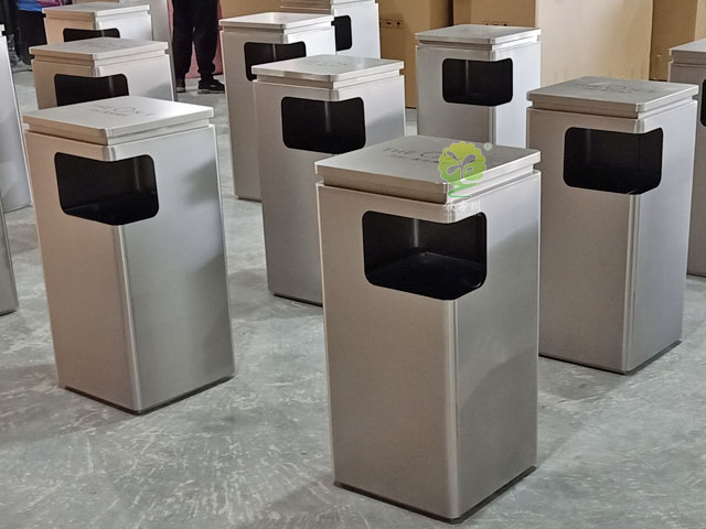 甘肅蘭州樓盤(pán)不銹鋼戶外垃圾桶款式新穎精致