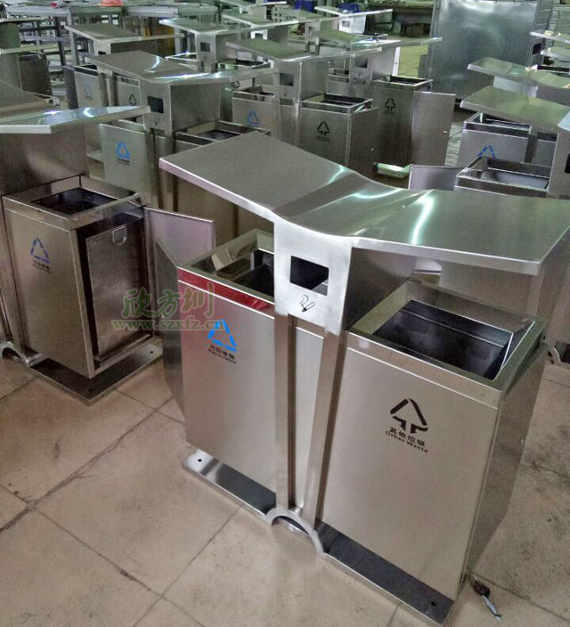 不銹鋼分類(lèi)環(huán)保垃圾桶