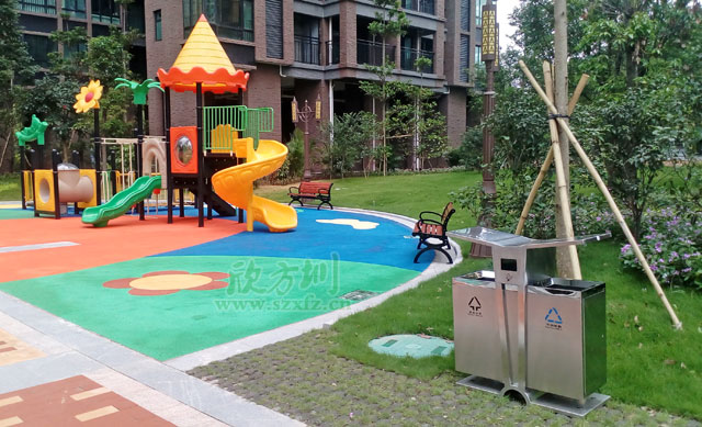 不銹鋼分類(lèi)環(huán)保垃圾桶